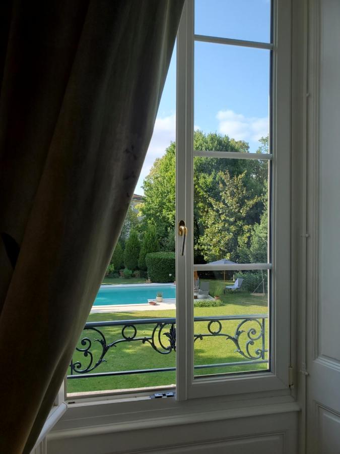 Logis Des Tourelles Bed & Breakfast Cognac Bagian luar foto